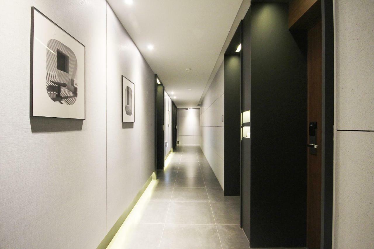 Brown Dot Hotel Seomyeon Busan Exterior photo